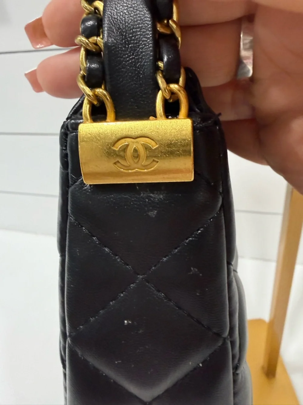 Chanel GWP Black Quilted Leather Shoulder Bag with Gold Chain (NEW) - Picture 3 of 6